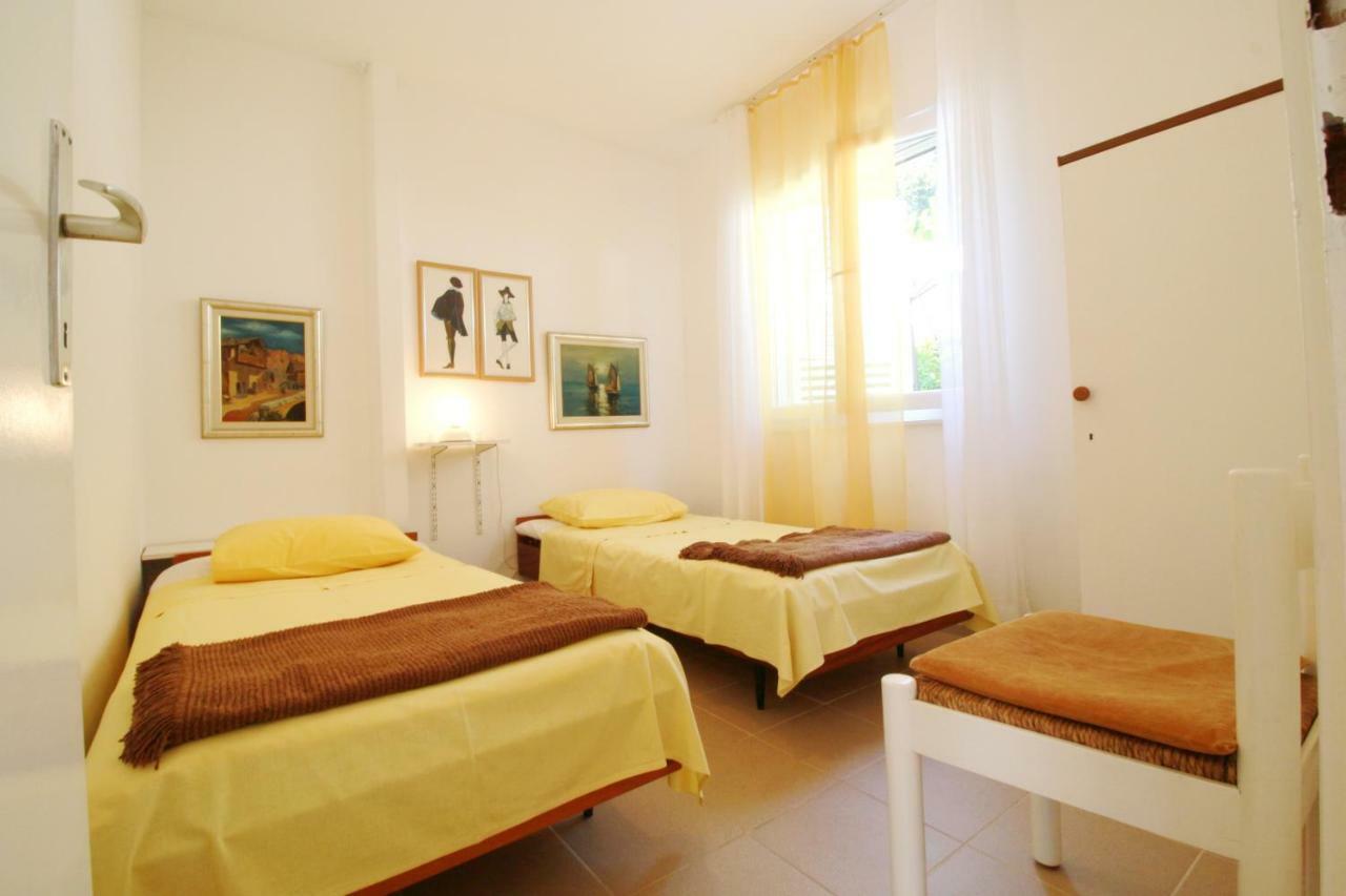 Apartment Dada Petrcane Εξωτερικό φωτογραφία